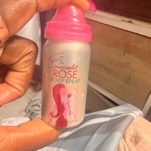 Secret Moonlit Rose Body Spray